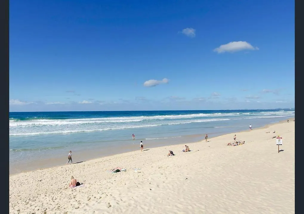 Beach Side Apartment Managed By Gold Coast Premium